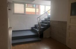 Spatiu comercial 44mp la demisol pe Bulevardul Revolutiei