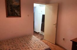 Apartament de 2 camere, decomandat, etajul 1, 40 mp, zona Cetate