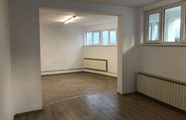 Spatiu comercial de 70mp luminos cu vad bun, locuri de parcare, renovat, zona Ultracentrala