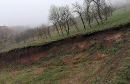 Teren de 1808 mp utilitati apa, gaz, curent in apropiere, zona Schit