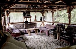 Complex turistic, 60 de locuri disponibile, ciubar, piscina, jacuzzi, Sebes