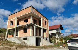 Casa de 140mp, 580 mp teren, zona Cetate Schit