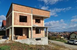 Casa de 140mp, 580 mp teren, zona Cetate Schit