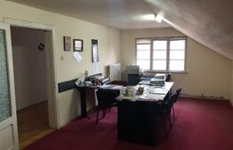 Spatiu de birouri de 65mp, 3 incaperi, etaj 1, locuri de parcare, scara exterioara, zona Centru-Gara