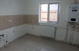 Apartament 3 camere, etaj intermediar, zona Sub Stadion