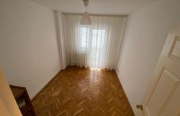 Apartament 3 camere, 75 mp, zona Cetate