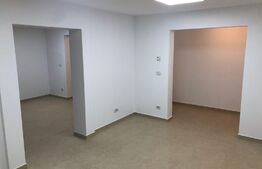 Spatiu comercial cu vad bun, 2 incaperi, baie, 46mp, zona Ampoi 3