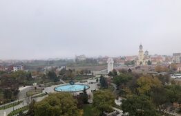 Garsoniera spatioasa, 38 mp, balcon, zona Cetate