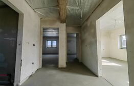 Casa tip duplex, 125 mp utili, 370 mp teren, zona Oarda de Jos