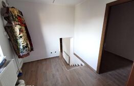 Casa cu 3 camere, 120 mp, teren de 2060 mp, Central