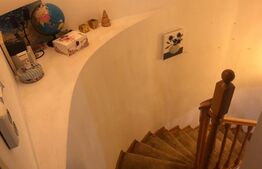 Apartament cu 3 camere, pe doua etaje, cu terasa, Ultracentrala