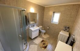 Casa tip duplex de 3 camere, curte, parcare, zona Kaufland