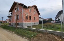 Casă individuală, 5 camere, în Sebeș