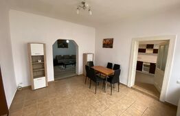 Casa individuala 3 camere, 150 mp, parcare, zona Centrala