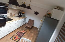 Apartament cu 3 camere, 101 mp, in complex rezidential, Cetate