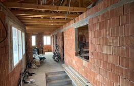 Casa individuala 380 mp, teren 600 mp - centru Alba Iulia