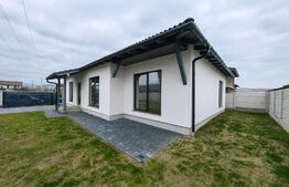 Casă pe parter, 4 camere, placă turnată, zona Micești