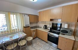 Apartament 4 camere,100 mp, scara interioara - Zona Centrala