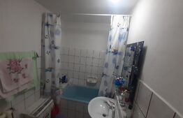 Apartament de vanzare, 3 camere, 75mp, Central 