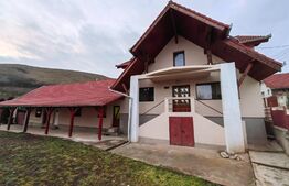 Casă cu toate utilitățile, 4 camere, 500mp utili, zona Pâclișa