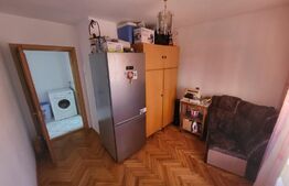 Apartament 5 camere, 2 bai 100 mp, Cetate