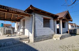 Casa individuala, 3 camere, zona Centrala