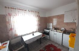 Apartament DE VANZARE, 3 camere, 2 bai, 66 mp, zona Cetate
