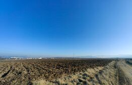 Teren extravilan, 1250mp, zona Kaufland - Sebes