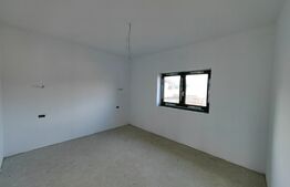 Casă individuală cu 2 terase, 90 mp utili, 3 camere, zona Micești