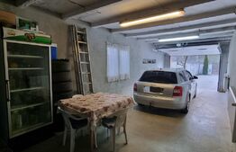 Casa individuala cu etaj, in com.Vintu de jos