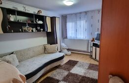 Casa individuala cu etaj, in com.Vintu de jos