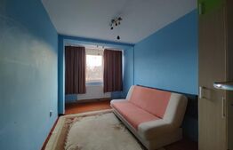 Apartament 3 camere, 72 mp Semidecomandat