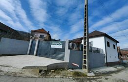 Casă individuală cochetă cu 5 camere, sat Tibru