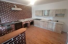 Casa de vanzare 3camere plus anexe in loc. Capud