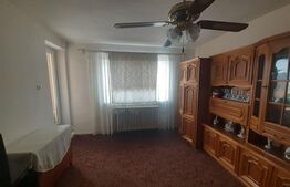 Apartament 3 camere 72 mp 