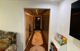 Apartament 3 camere, 65 mp cetate