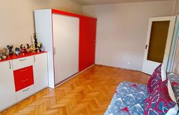 Apartament 3 camere, etaj 2, zona Cetate