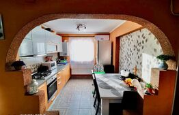 Apartament 2 camere, decomandat, Cetate