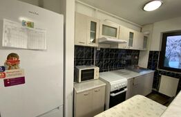 Apartament 3 camere, etaj 2, Cetate