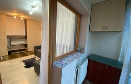 Apartament 3 camere, etaj 2, Cetate