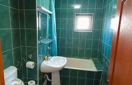 Apartament cu 3 camere, etaj 1, zona Cetate