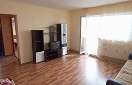 Apartament cu 3 camere, etaj 1, zona Cetate