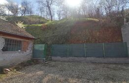 Casa 3 camere 1 bucatarie 1 baie 100 mp utili cu toate utilitatile Zona Cugir