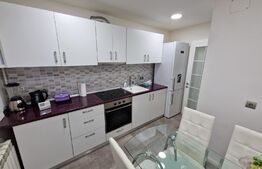 Apartament 3 camere, zona Centru