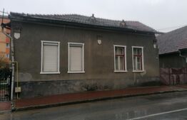 Casa renovabila 200mp 6 camere 1 bucatarie 1 baie 450mp teren Zona Aiud