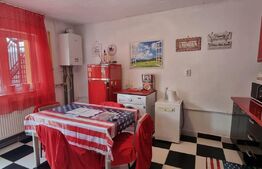 Casa 2 camere, 1 bucatarie 2 bai plus 2 camere la mansarda in  Aiud