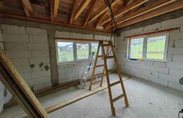 Casă cu garaj, 4 camere, 700 mp teren, zona  Limba - Ciugud