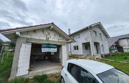 Casă cu garaj, 4 camere, 700 mp teren, zona  Limba - Ciugud