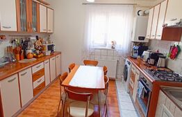 Apartament 2 camere, cetate, et intermediar
