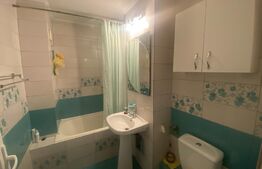 Apartament 3 camere, decomandat, Cetate-Mercur